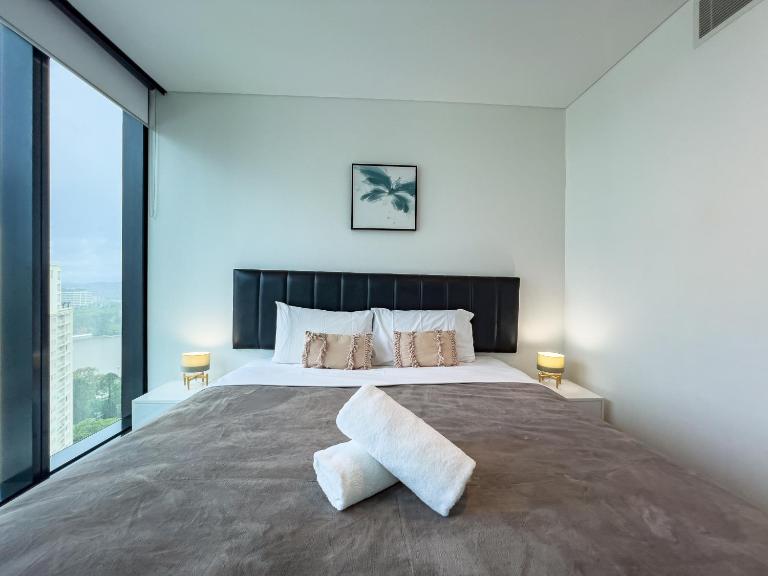 Stunning 1BR Skytower Retreat in CBD's Heart C2 - B&B Brisbane