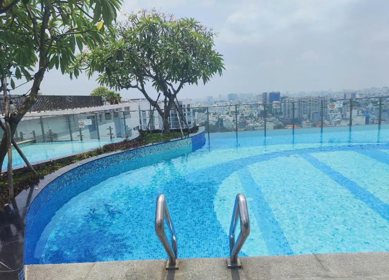 Botanica Premier - Apartment with swimming pool, near the airport - B&B Ho Chi Minh