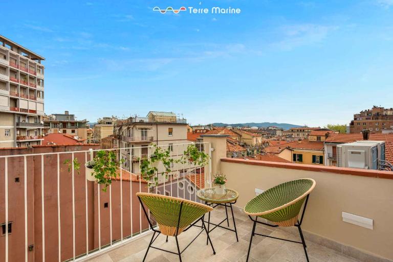 Le Dimore dei Fiori, Terre Marine - Chambres d'hôtes La Spezia