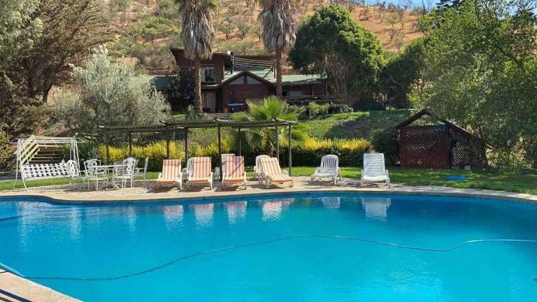 Bellísima casa en La Aurora - Chambres d'hôtes Curacaví