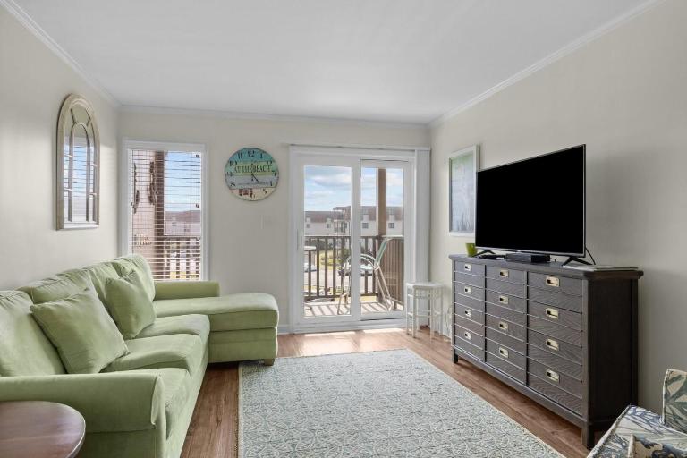 Summer School condo - B&B Atlantic Beach