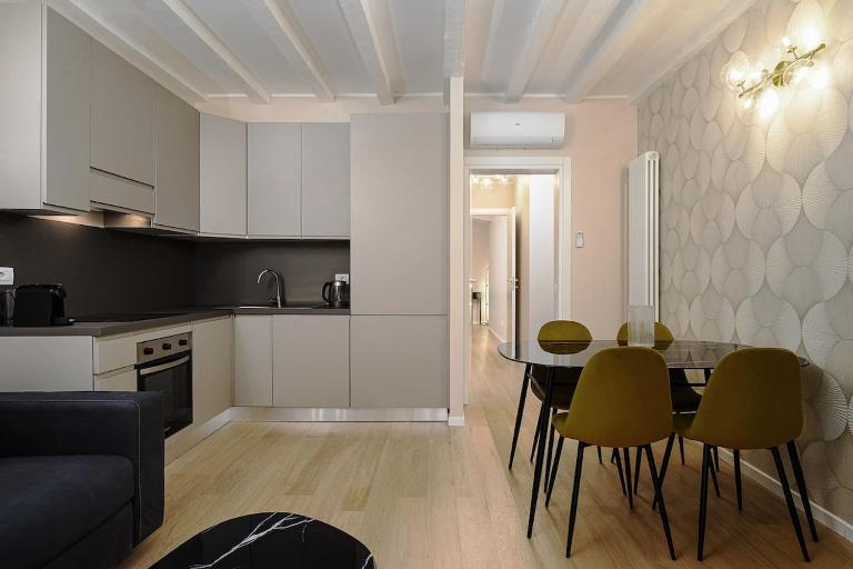 Classbnb - Central Apartment Near Castello Sforzesco - B&B Milan