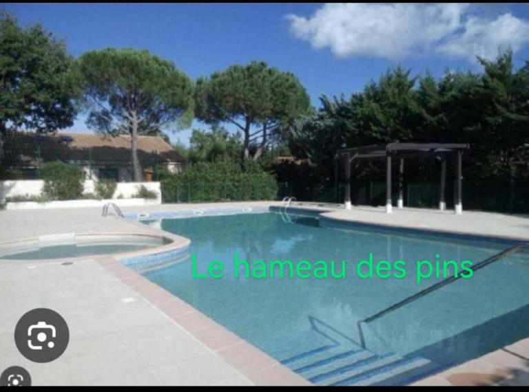 Petite maison à la campagne - B&B Forcalqueiret