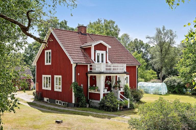 Nice house in Linneryd - B&B Linneryd