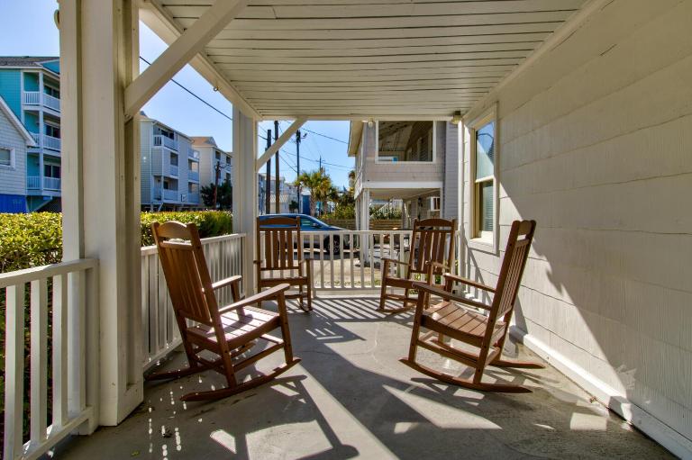 Beacon House by Carolina Beach Realty - Bed and Breakfast Carolina Beach
