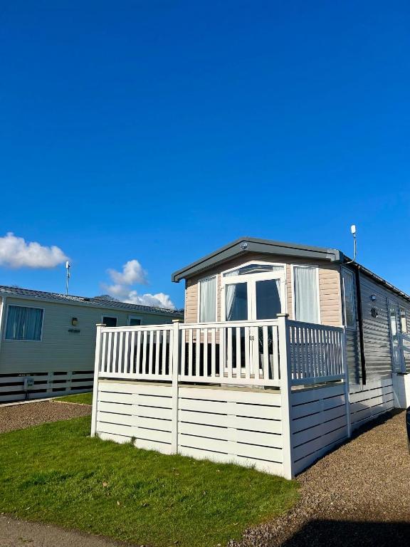 2 Bed-Sleeps 6 -Patio-Parking-Pet Friendly - B&B Eyemouth