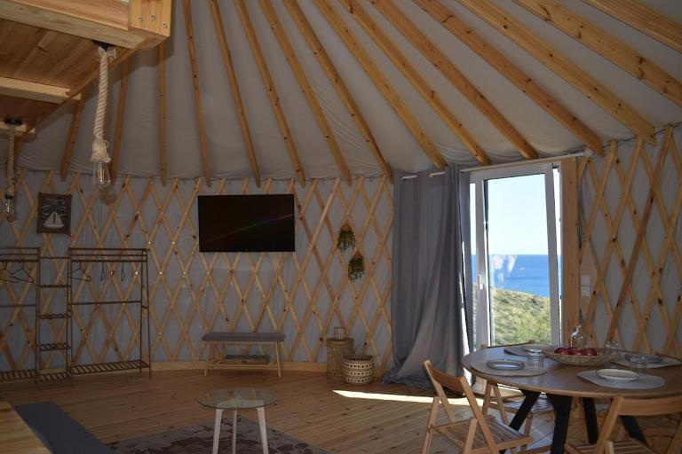 Yurt Lithoessa Gaia - Ferienwohnung Léntas