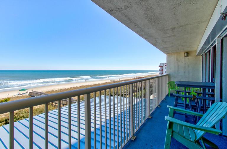 Pelican Watch 302 by Carolina Beach Realty - Bed and Breakfast Carolina Beach