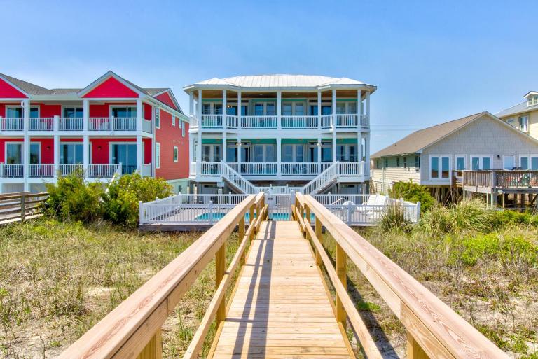 The Hideaway A by Carolina Beach Realty - Chambres d'hôtes Kure Beach