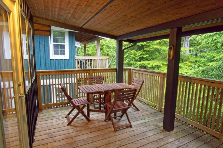 Tide and Trail- Cabin in Ucluelet - Bed and Breakfast Ucluelet