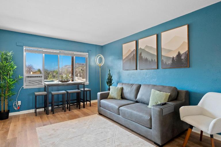 10 min Red Rocks & FAMILY FRIENDLY & 7min to I70 & STR-25-0008 - B&B Golden