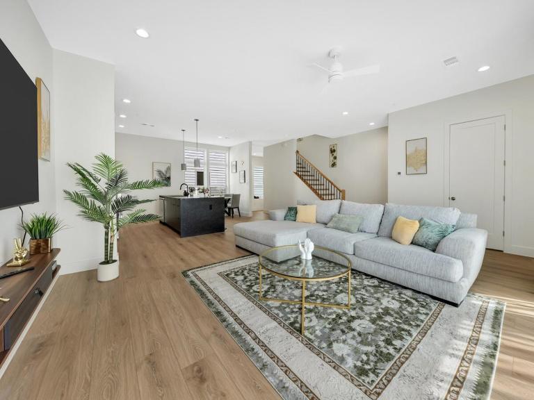 Uptown Escape l Stylish Stay near Downtown Dallas - B&B Dallas