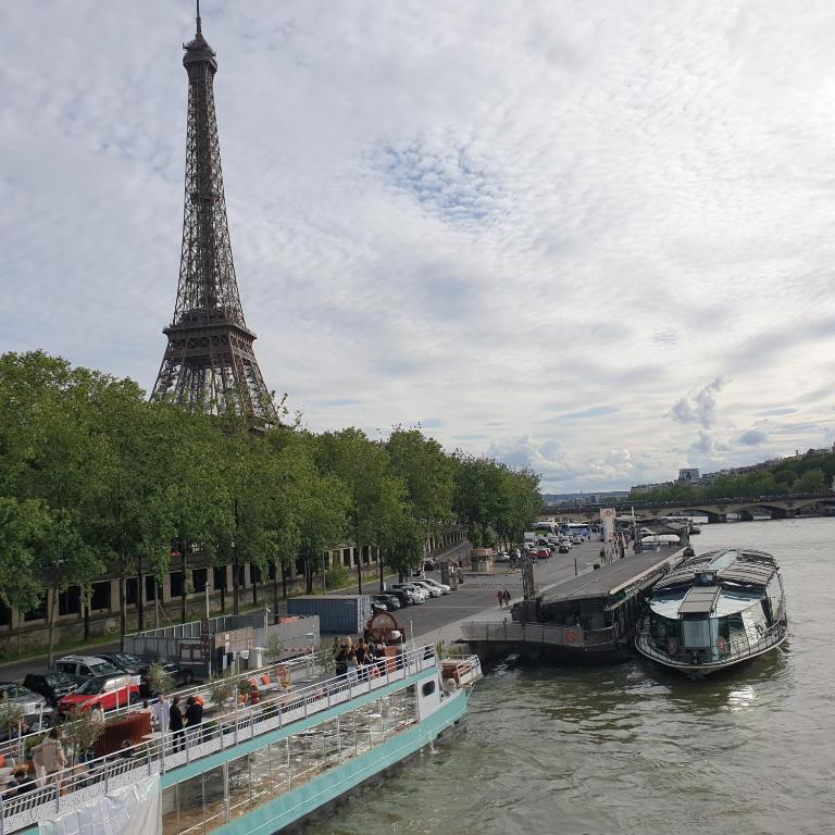 Studio Eiffel Tower Trocadero - B&B Parigi