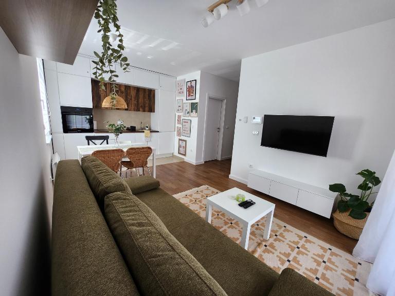 Apartment Endorfin - Modern apartment close to airport - Chambres d'hôtes Surčin