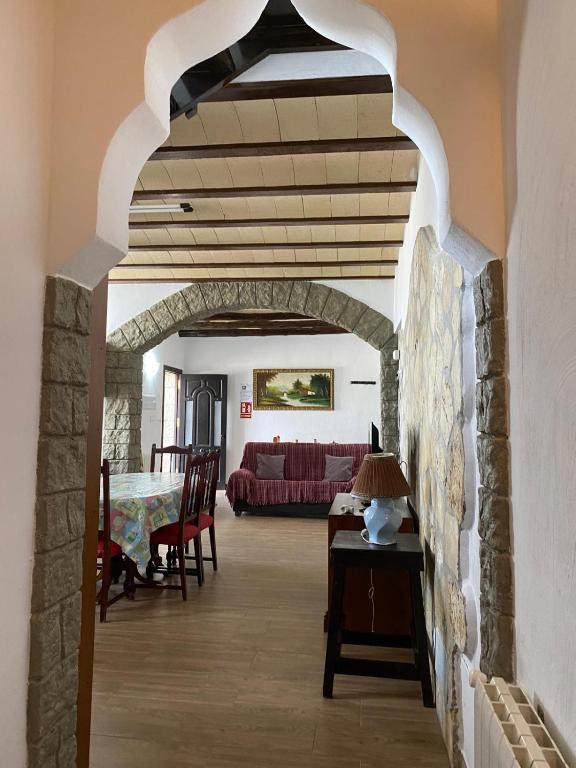 Vivienda Turística de Alojamiento Rural "El Pino" - B&B Pozo Alcón