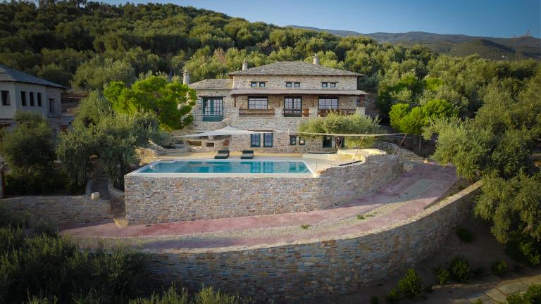 Cypresses Villas - Chambres d'hôtes Áno Gatzéa