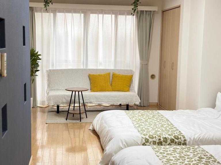 Orizuru Kitchen Apartment Osaka-Tenmangu - B&B Osaka