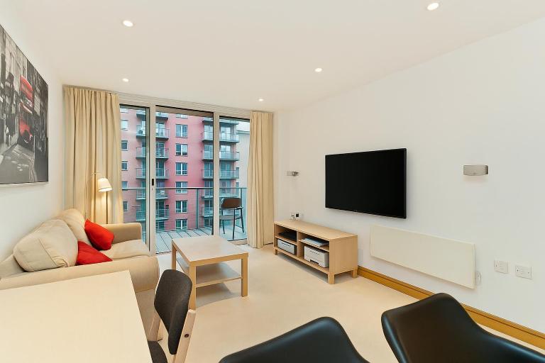 Estatesmen Chelsea Bridge Flat - B&B London
