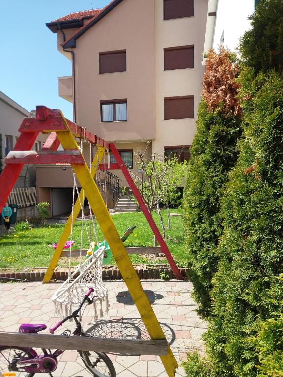 Cozy Home, Central Quiet - Ferienwohnung Pristina