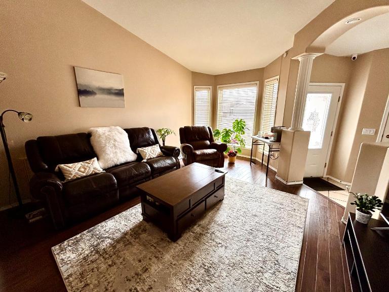 Saskatoon Lashyn Cove Homestay - Bed and Breakfast Saskatoon