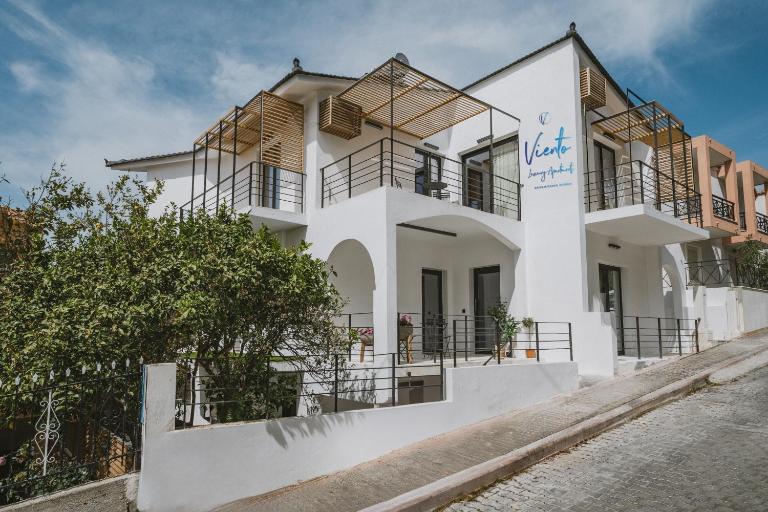 Viento Luxury Apartments - Ferienwohnung Plomári