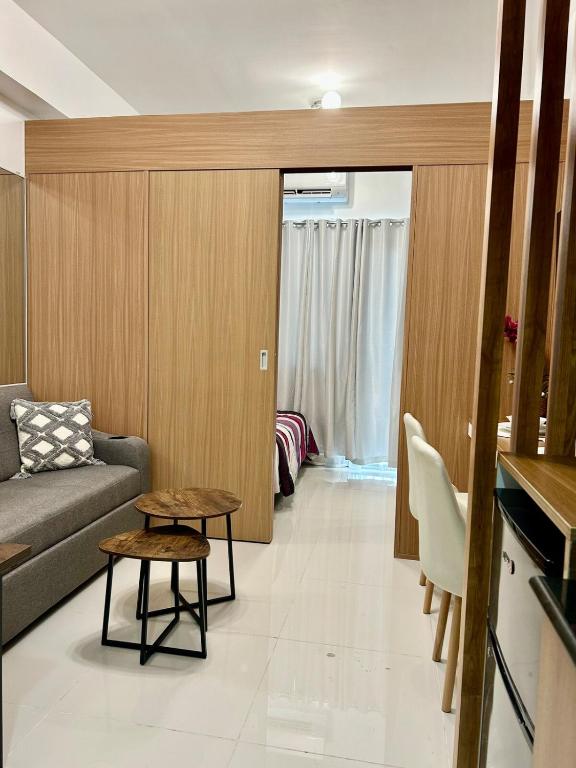 Lush Residences 1Br Haven Suite Makati Smart TV Netflix Hi speed internet - B&B Manila