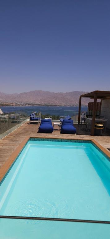 THE white lotus - B&B Eilat