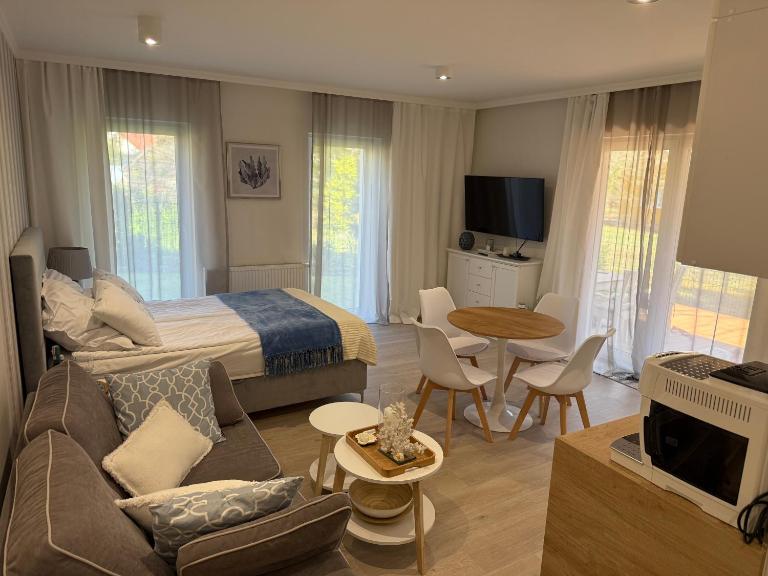 Baltic Residence nr 5 - Bed and Breakfast Pobierowo