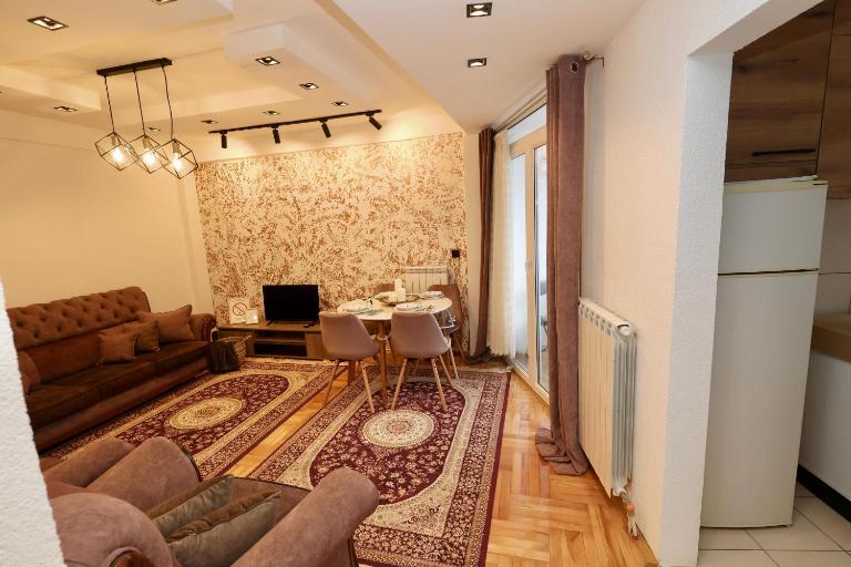 Apartman MERY centar Novi Pazar - Ferienwohnung Novi Pazar