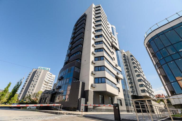 Для больших семей в Эксклюзив Тайм - B&B Almaty