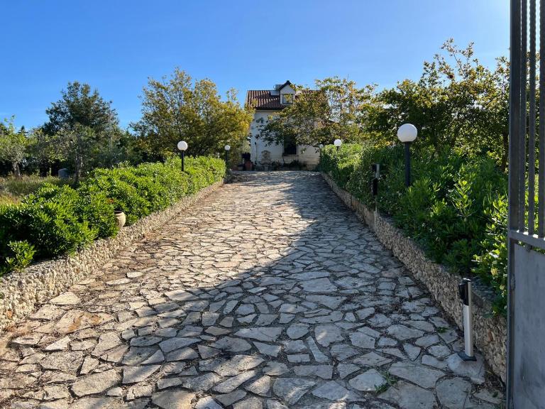 White House R&B - B&B Campobello di Licata
