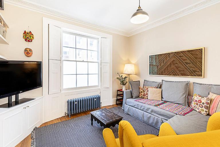 Stylish Kings Cross Apartment with Garden - B&B Londra