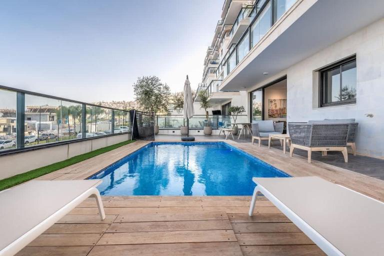 חופש יהונתן-סוויטת גן עם בריכה פרטית 2 Hofesh Yehonatan Michelangelo garden pool - Ferienwohnung Tiberias