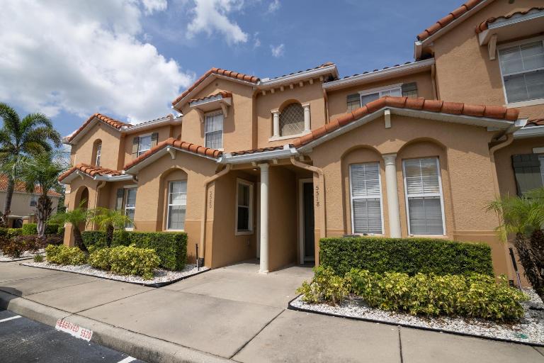 Stunning 3 bedroom 3 bath townhome 370 - Chambres d'hôtes Kissimmee