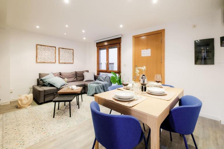Casa Goya 1 Dormitorio Sofá Cama - B&B Zaragoza