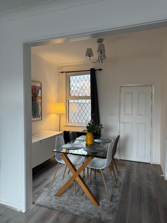 Gertrude house - B&B St Helens
