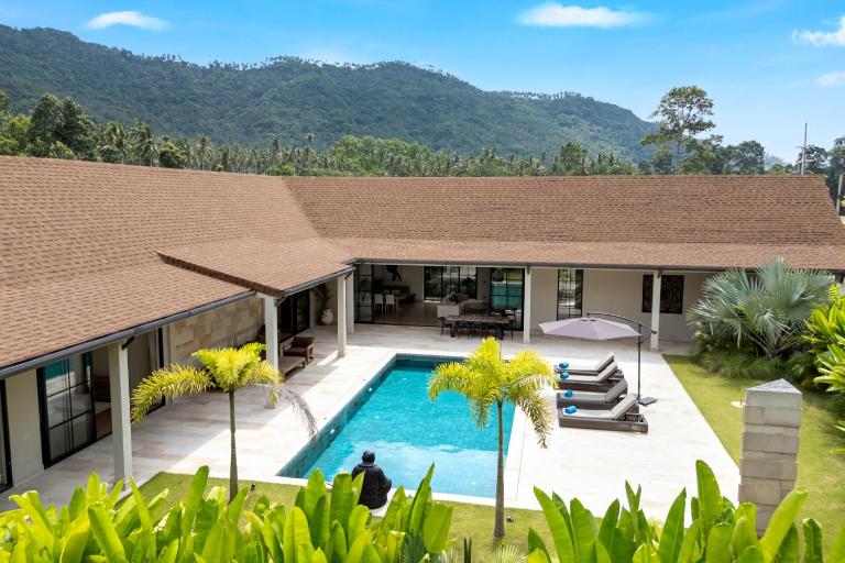 Villa Mangosteen spacious 3br Pool villa - B&B Ban Thung