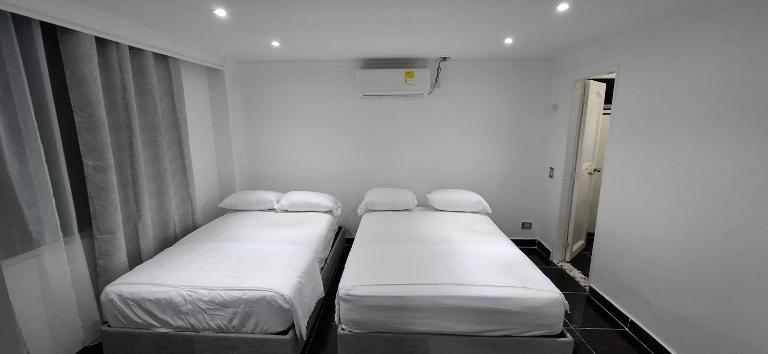 Apartamento en Bocagrande muy cerca al mar! Apto 401 - Chambres d'hôtes Carthagène