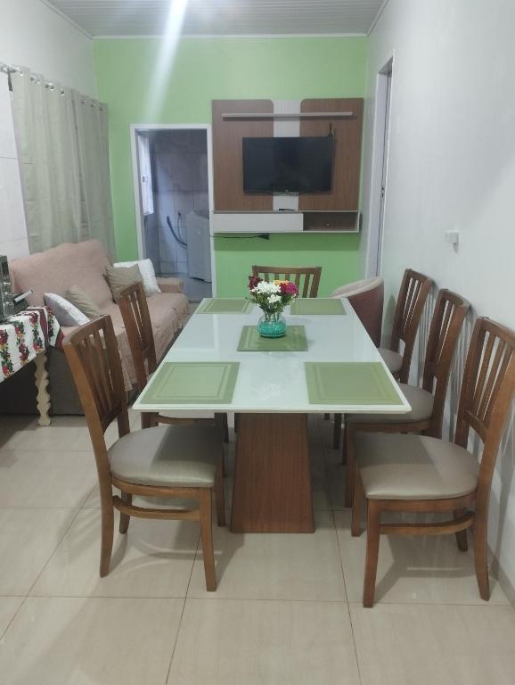 Casa prox ao Recanto e Rafain - Bed and Breakfast Foz do Iguaçu