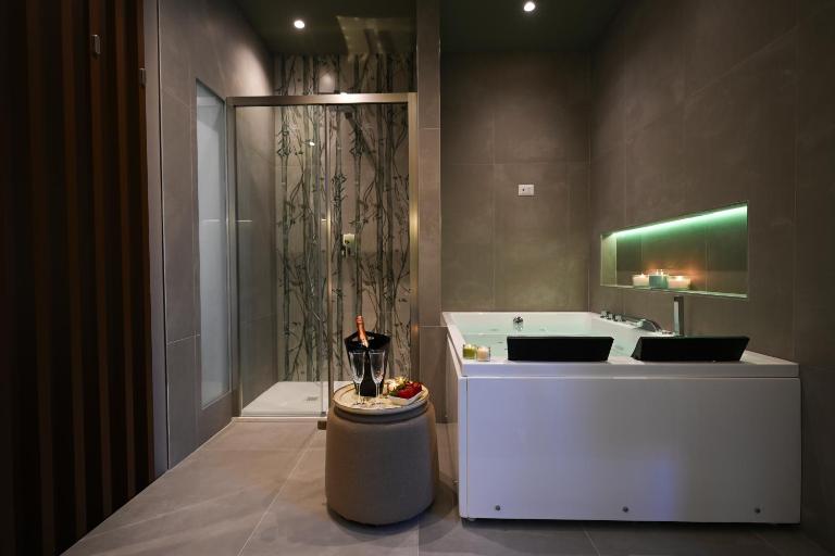 La finestra sul Campanile Luxury Suite & Loft - B&B Bari
