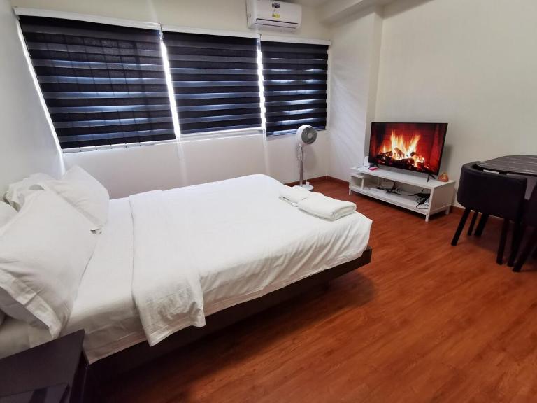 Baguio Cedar Peak Near Session Road Air-conditioned - B&B Baguio