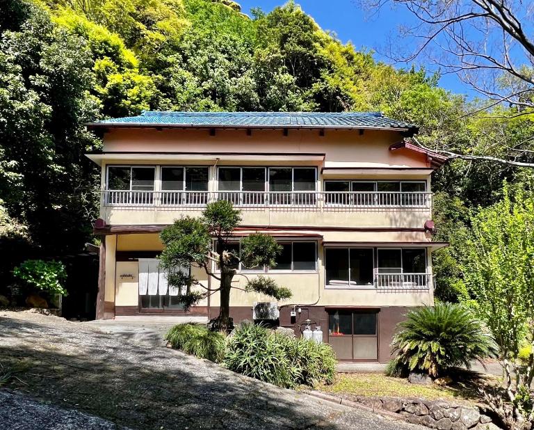 Retreat wabi-sabi - walk to Ohama Beach - Max 12 ppl - B&B Shimoda