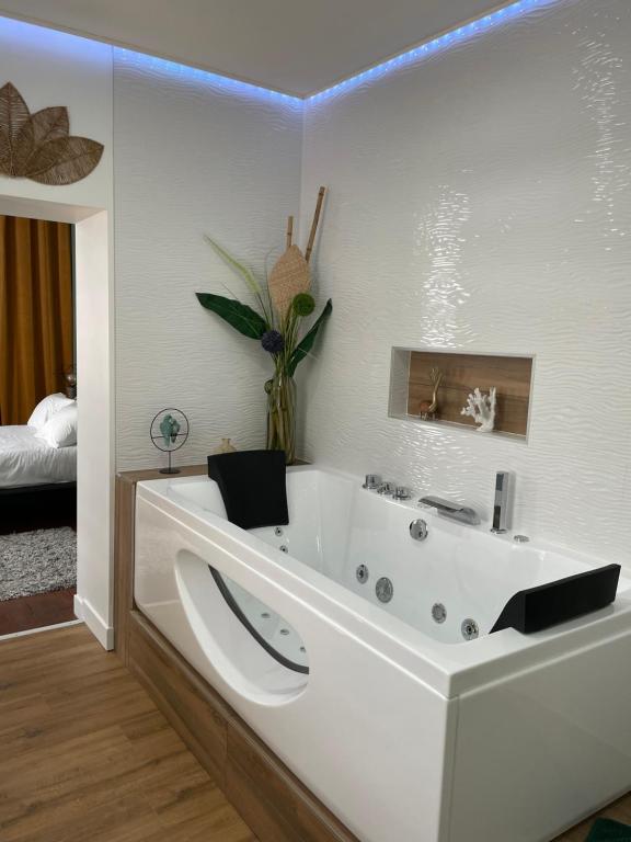 Un instant de pur bonheur - Ferienwohnung Moulins