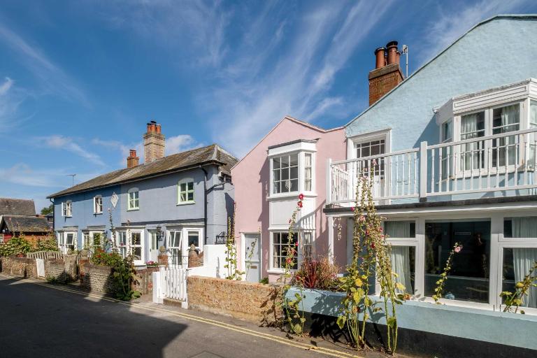 10 Hertford Place, Aldeburgh, Prominent position very close to the beach and town centre, Managed by Aldeburgh Coastal Cottages - B&B Aldeburgh