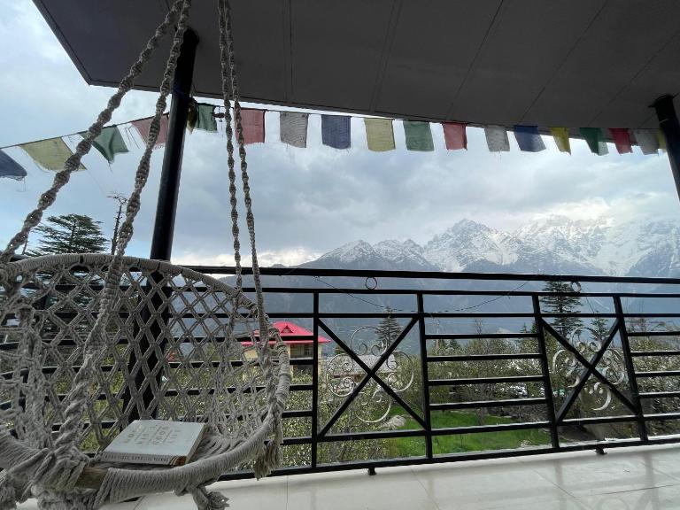 Hoshey Homestay - B&B Chini