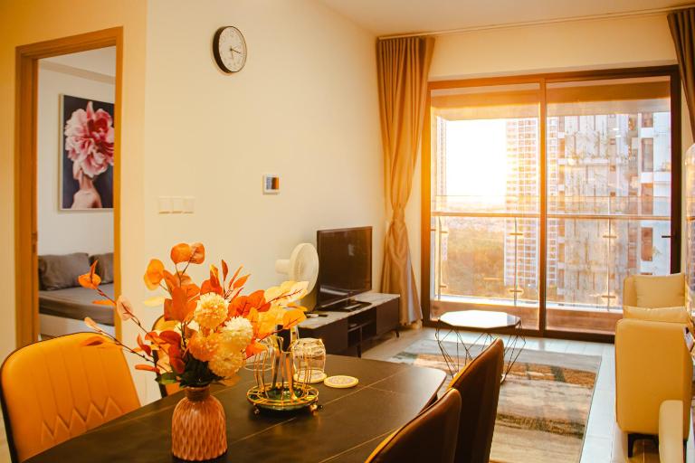 LuxeNest VN - B&B Gò Công