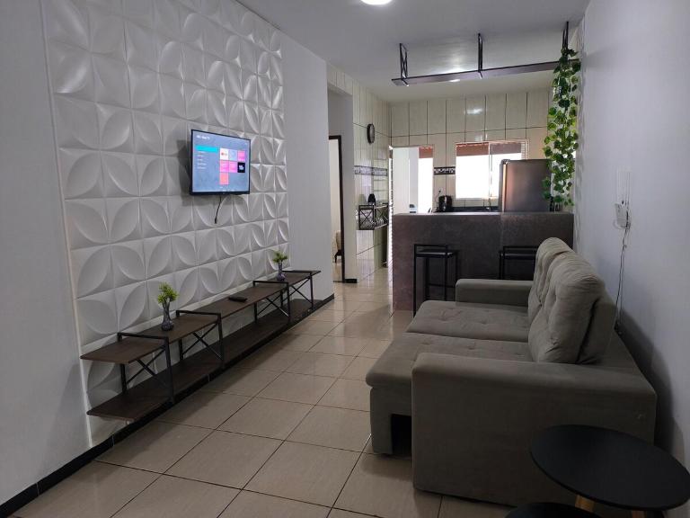 Casa Grande com área Gourmet e Garagem - Chambres d'hôtes Montes Claros