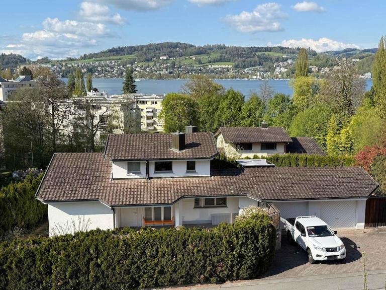 Spacious house with partial lake view - Ferienwohnung Luzern