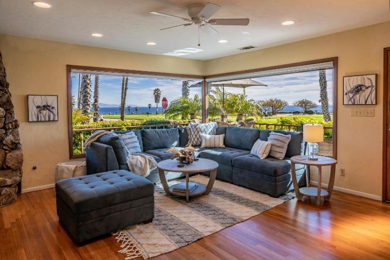 Bluewater Retreat by Paradise Retreats - B&B Santa Barbara