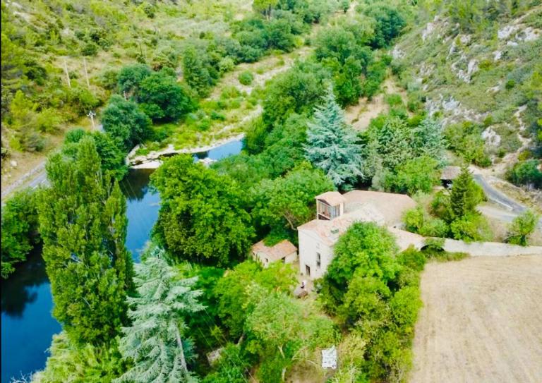 Le Moulin de La Grave 450m2 - Chambres d'hôtes Lagrasse